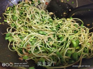 培根炒豆芽的做法步骤：6