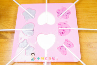 12个月以上辅食水果缤纷奶冻的做法步骤：8