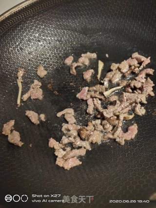 玉米炒牛肉的做法步骤：4
