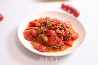 牛肉炒圣女果的做法步骤：7