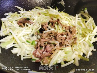 韭黄炒面的做法步骤：6