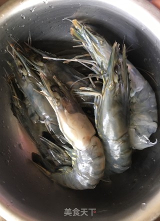 油焖大虾的做法步骤：1