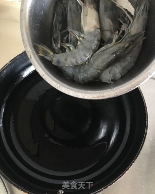 油焖大虾的做法步骤：3