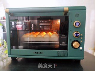 脆底蜂蜜小面包的做法步骤：15
