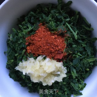 凉拌灰灰菜的做法步骤：7