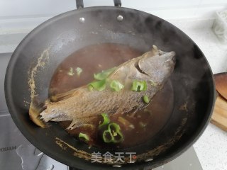 毛豆烧黄鱼的做法步骤：7