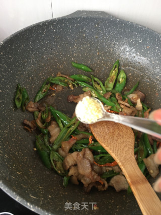 杭椒炒肉的做法步骤：11