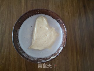 电饭煲版原味海绵蛋糕的做法步骤：11