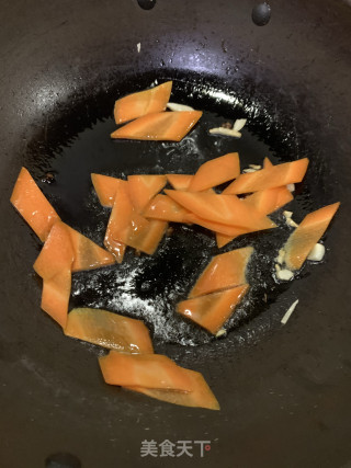 尖椒干豆腐的做法步骤：4