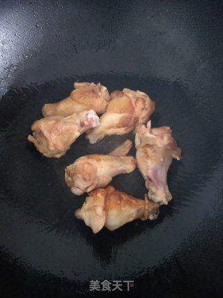 红烧鸡腿的做法步骤：2