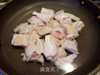胡萝卜烧牛腩牛筋的做法步骤：12