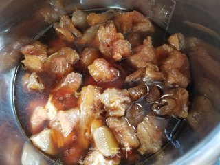 胡萝卜烧牛腩牛筋的做法步骤：15