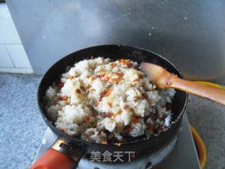腊肉蛋炒饭的做法步骤：8