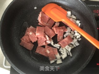 奶油培根意面????的做法步骤：4