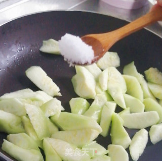 丝瓜蛋汤的做法步骤：3