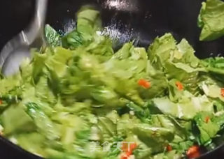 炒油麦菜的做法步骤：4