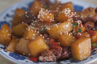 土豆炖腊鸭腿的做法步骤：7