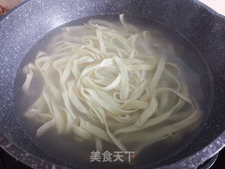 葱油拌面的做法步骤：4
