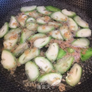 丝瓜虾皮蛋花汤的做法步骤：3