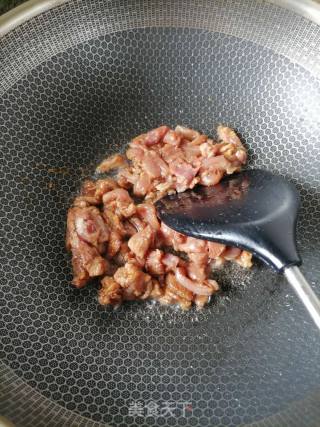 洋葱炒肉的做法步骤：2