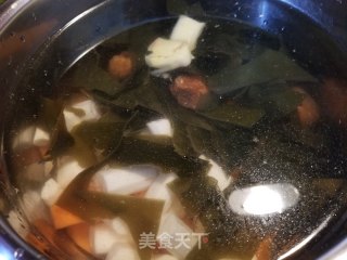 胡萝卜山药海带汤的做法步骤：8