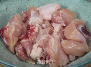 粉丝滑鸡腿肉的做法步骤：1