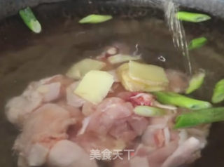 粉丝滑鸡腿肉的做法步骤：3