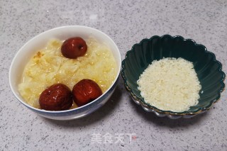 银耳红枣大米粥的做法步骤：1