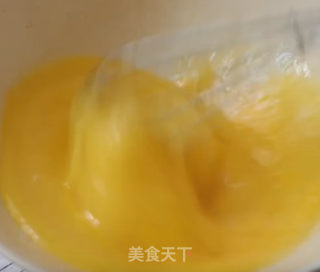 鸡蛋薄饼的做法步骤：1