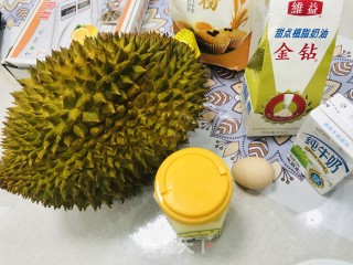榴莲千层的做法步骤：1