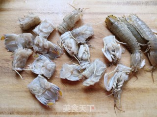 辣炒皮皮虾的做法步骤：1