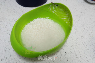 糯米腊肠饭的做法步骤：3