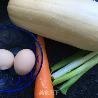 笋瓜鸡蛋素水饺的做法步骤：2