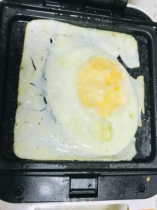 煎饼三明治的做法步骤：9