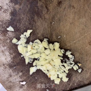 潮州牛肉丸粉条汤的做法步骤：1