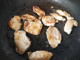 蒜香蜂蜜味煎鸡胸的做法步骤：6