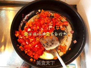 原创【????仙草味道????私房菜????】????女儿????的????味道????彩食番茄????蔬菜????面????的做法步骤：2
