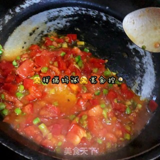 原创【????仙草味道????私房菜????】????女儿????的????味道????彩食番茄????蔬菜????面????的做法步骤：4