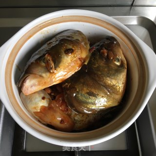 砂锅鱼头的做法步骤：5