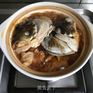 砂锅鱼头的做法步骤：7