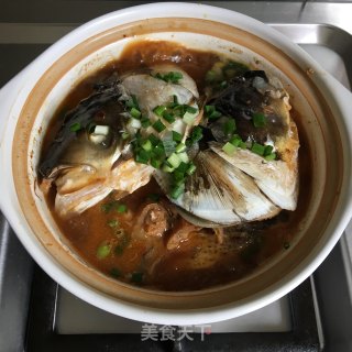 砂锅鱼头的做法步骤：8