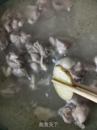 冬瓜鸭腿汤的做法步骤：7
