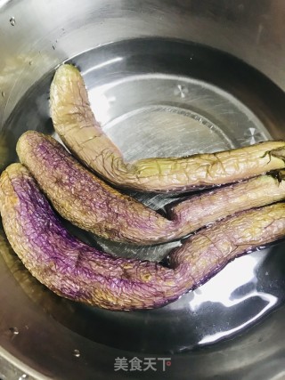 手撕茄子的做法步骤：4