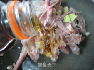香糟鸭锁骨的做法步骤：3
