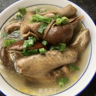 香菇炖鸽子的做法步骤：12