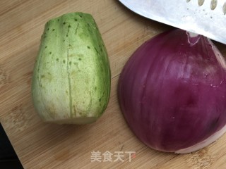 鸽肉拌时蔬的做法步骤：2