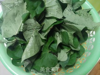 蒸红薯叶的做法步骤：1