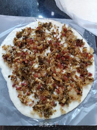 梅菜干酥饼的做法步骤：4