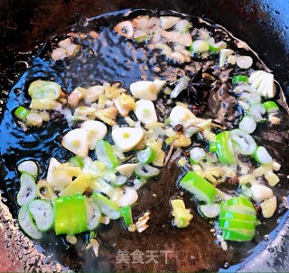 腐乳排骨炖时蔬#荤菜#的做法步骤：4