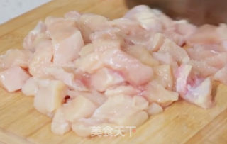 粉蒸肉的做法步骤：1